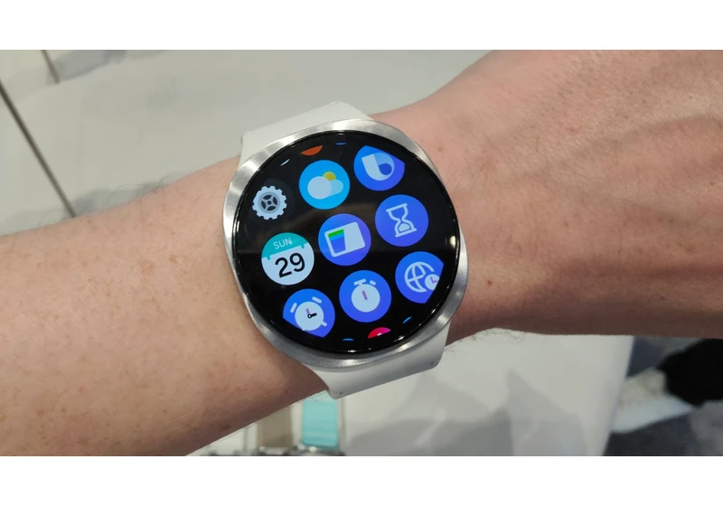  Now I know why the Galaxy 8 Watch antioxidant sensor doesn't use your wrist – and it's so obvious 