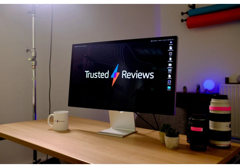 Apple could launch a new monitor with smart features in 2024