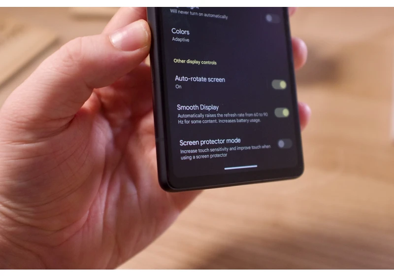 How to enable the 90Hz screen option on the Pixel 7a