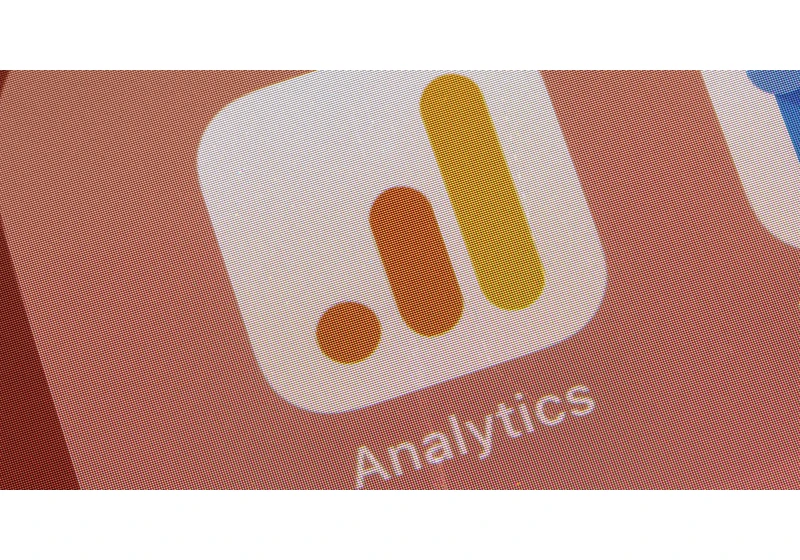 Google Analytics Removes 4 Models, Adds Custom Metrics via @sejournal, @MattGSouthern