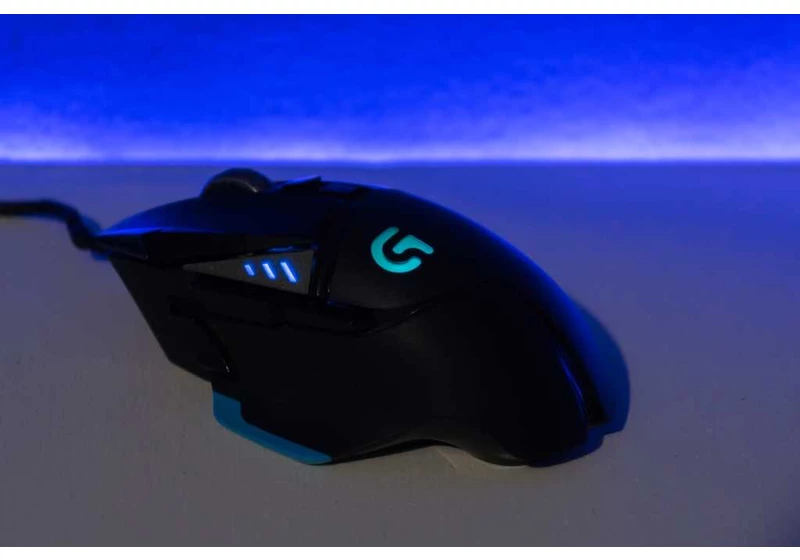What are hybrid switches in gaming mice?