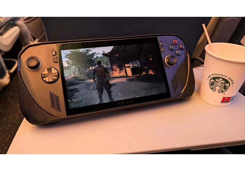 I just had the best traveling experience with my ROG Ally X thanks to this new protective handheld case and power bank bundle accessory