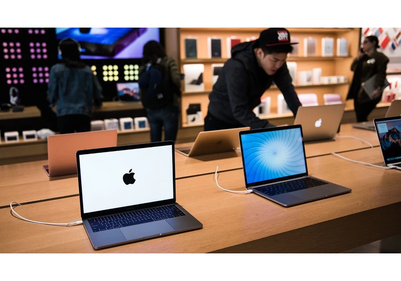 PC sales are rising once again, and it's probably no surprise who is leading the way